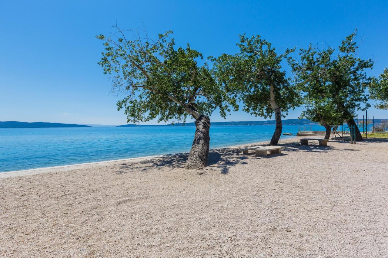 Apartman Adriatic Apartment Kastela Exterior photo